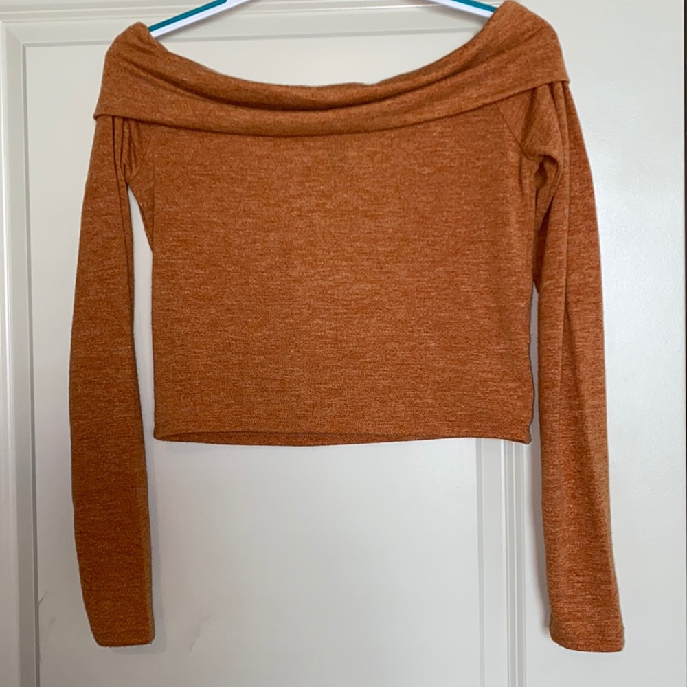 Long Sleeve Crop Top, L